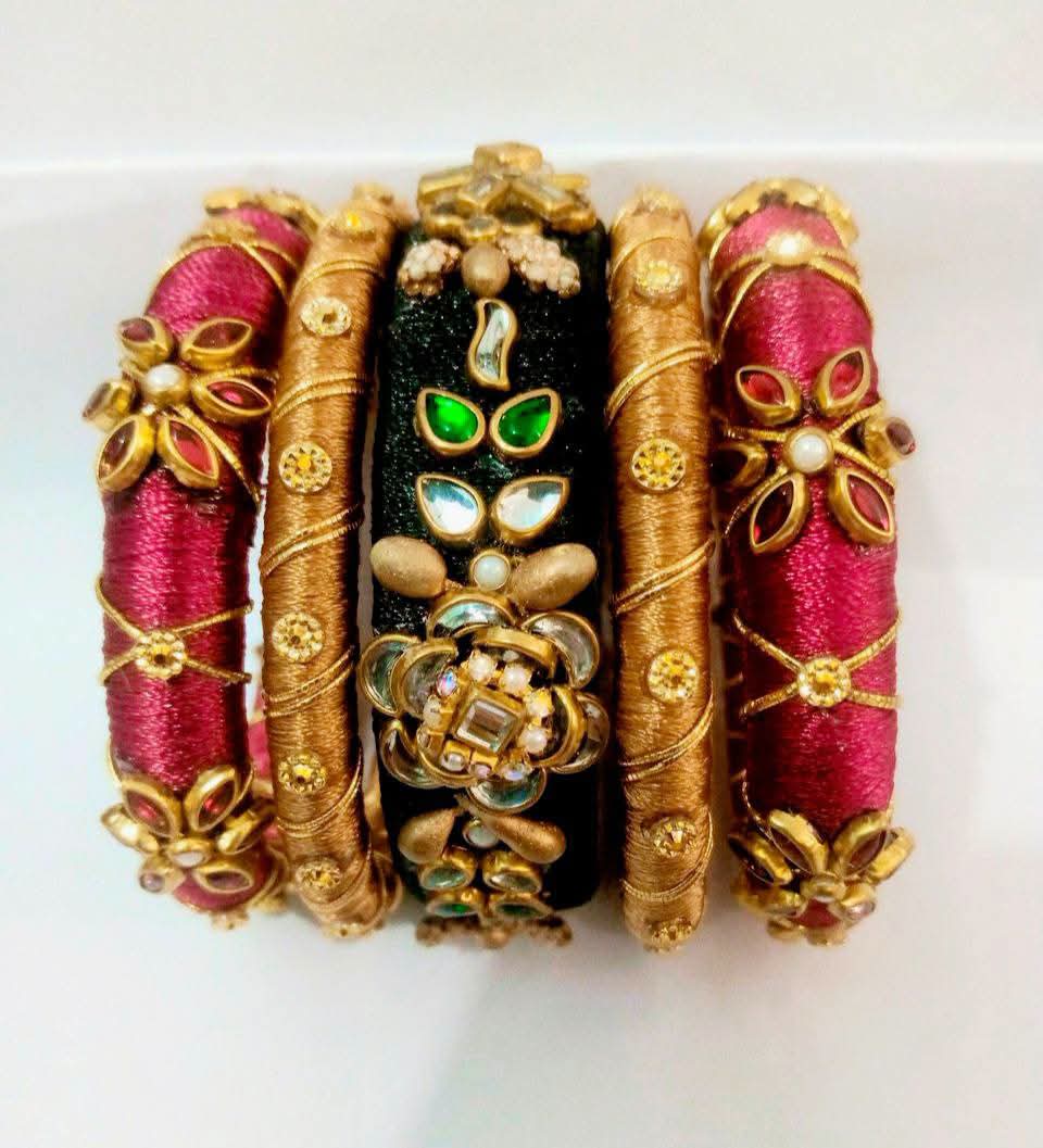 হাতের কাজের চুরি